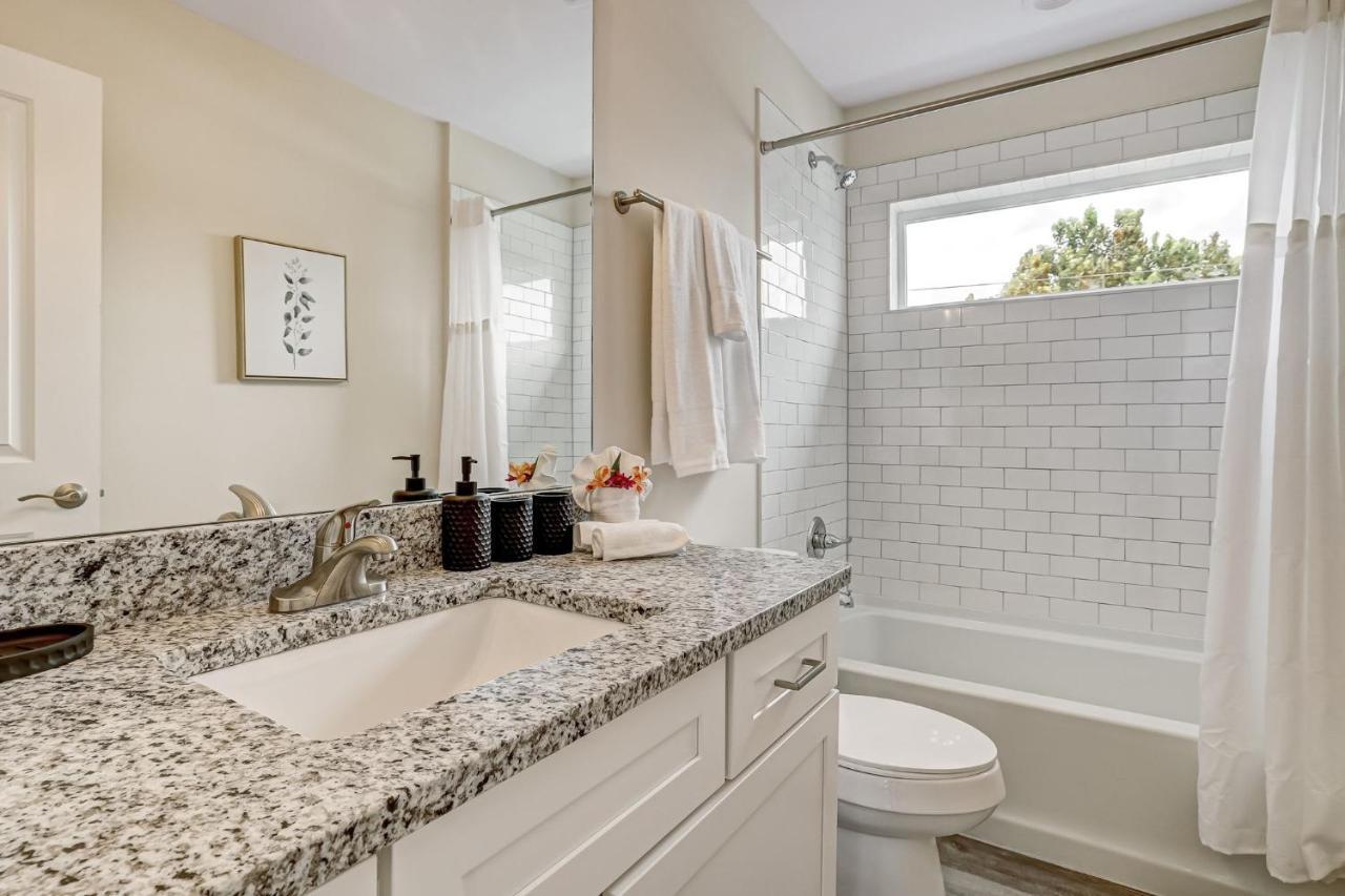 319 Riberia- Minutes To Downtown