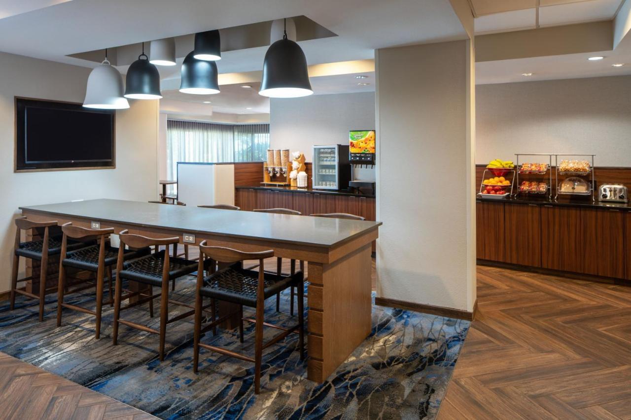 Fairfield & By Marriott 3*