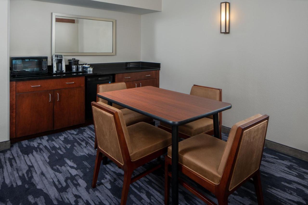 Hotel Fairfield & By Marriott Destin