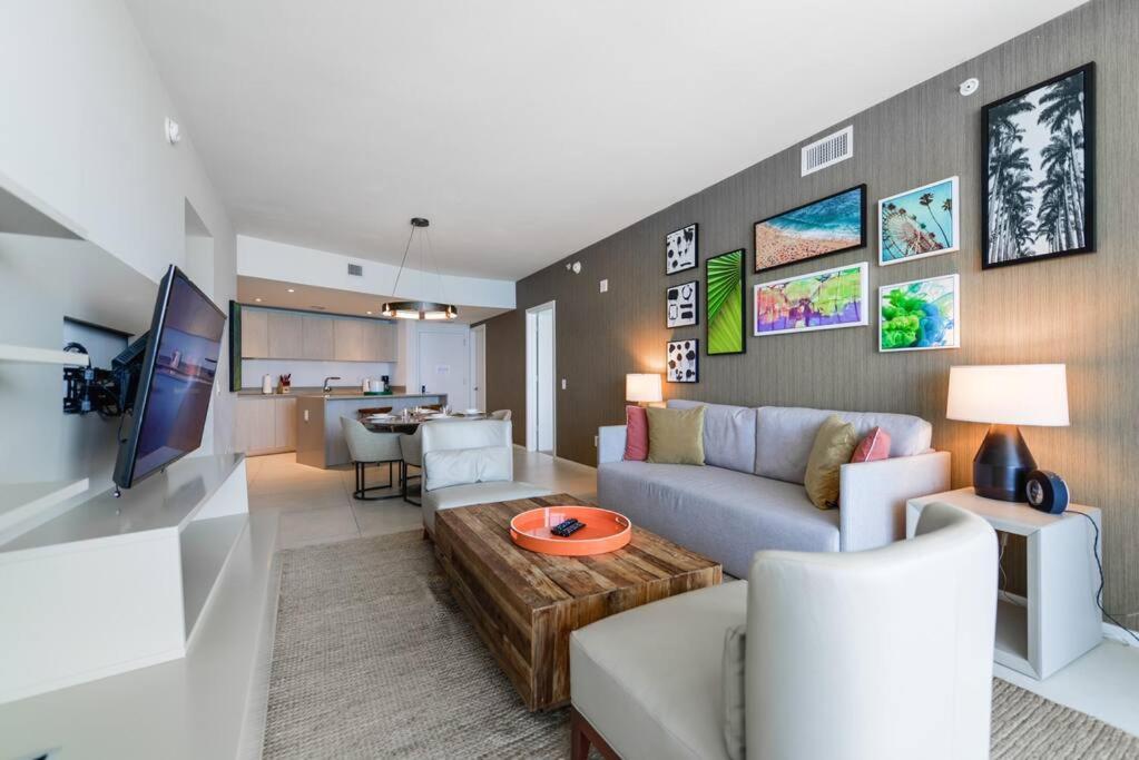 Apartment Spectacular Sunset Views Over The Ocean At Hollywood