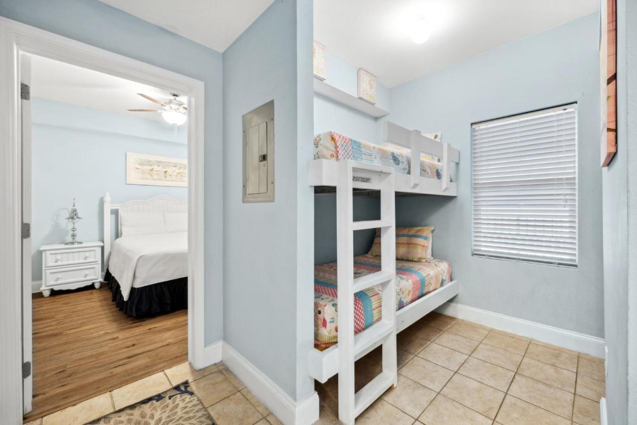 Laketown Wharf #338 By Nautical Holiday home