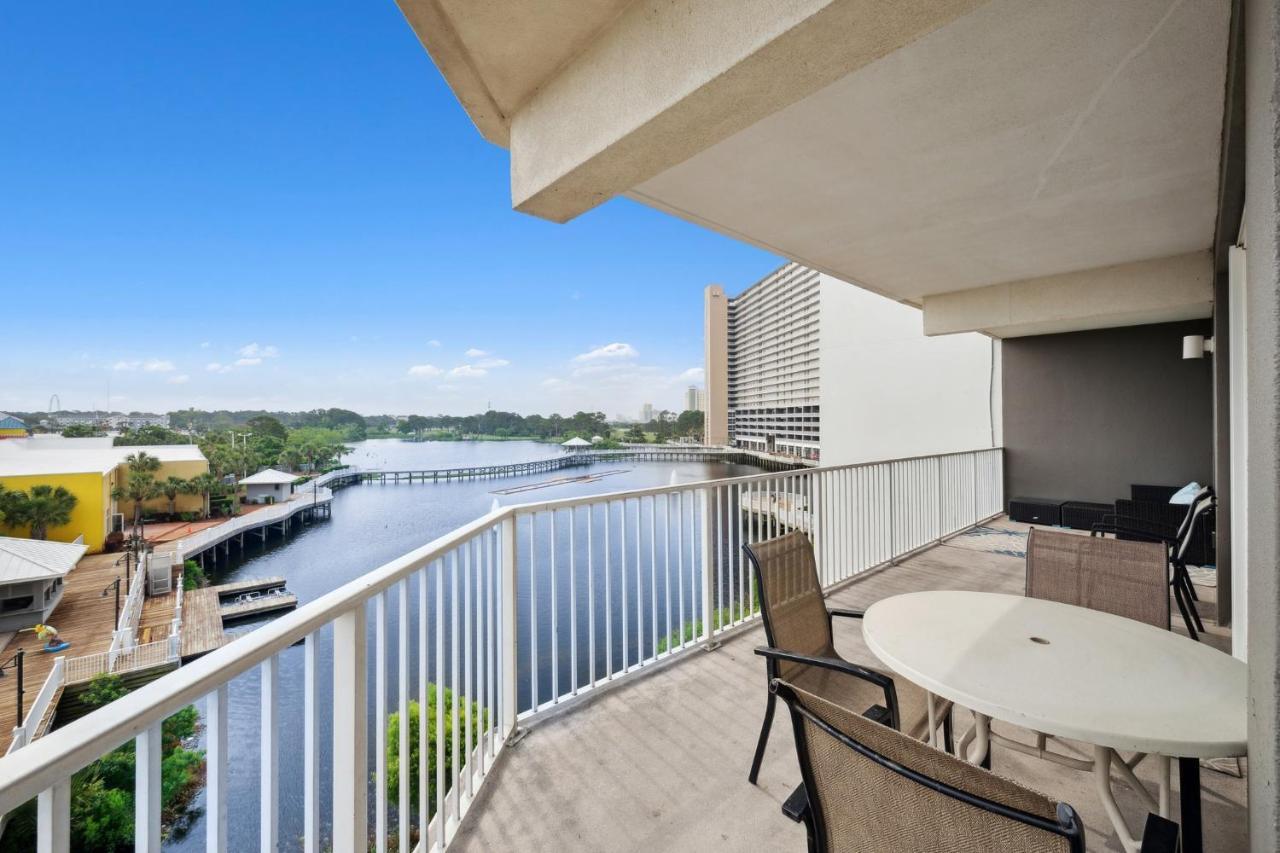 Laketown Wharf #338 By Nautical *