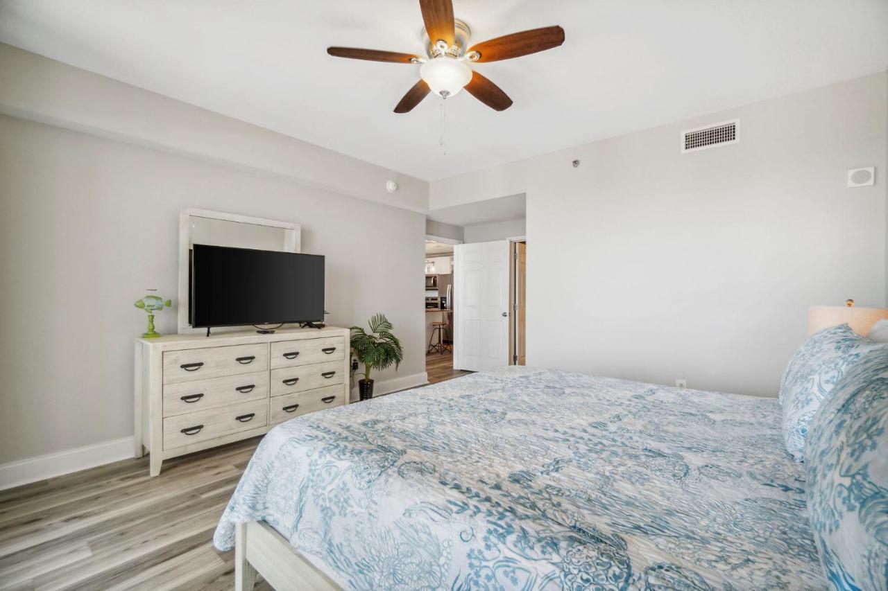Holiday home Blissful Sunset At Laketown Wharf #1312 By Nautical Panama City Beach