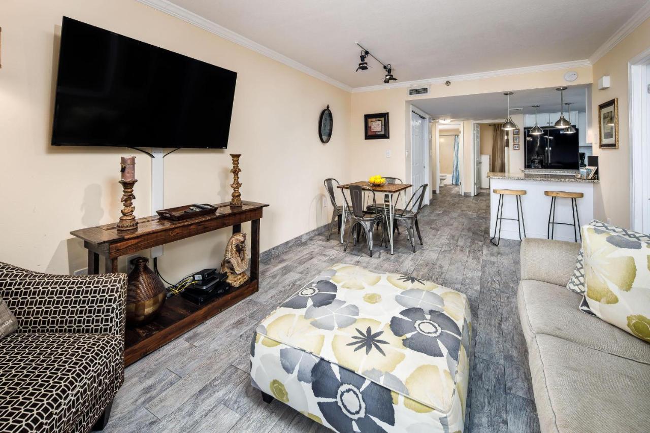 Nautilus 2411 Gulf View 2 Bedroom 4th Floor Free Service Holiday home
