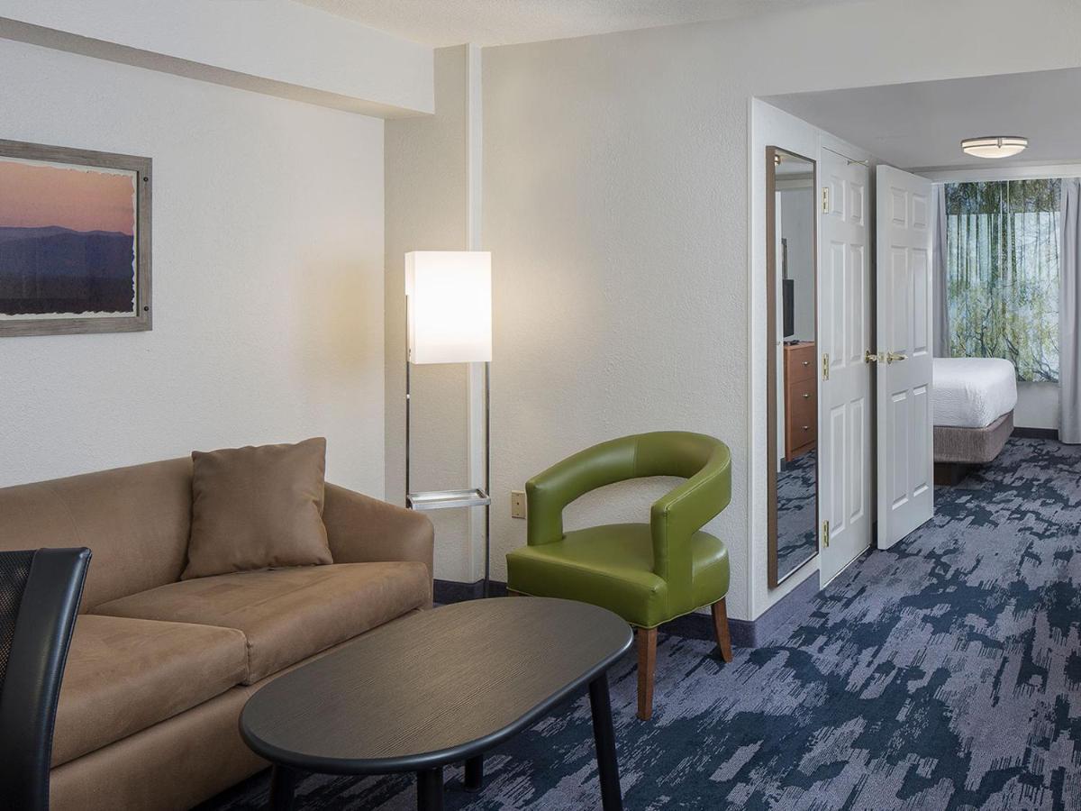 Hotel Fairfield & By Marriott Orlando Buena Vista 3*