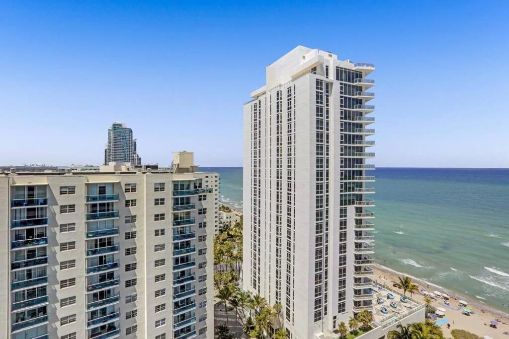 Apartment Chic 2bdr 2ba Water Front In Hyde *