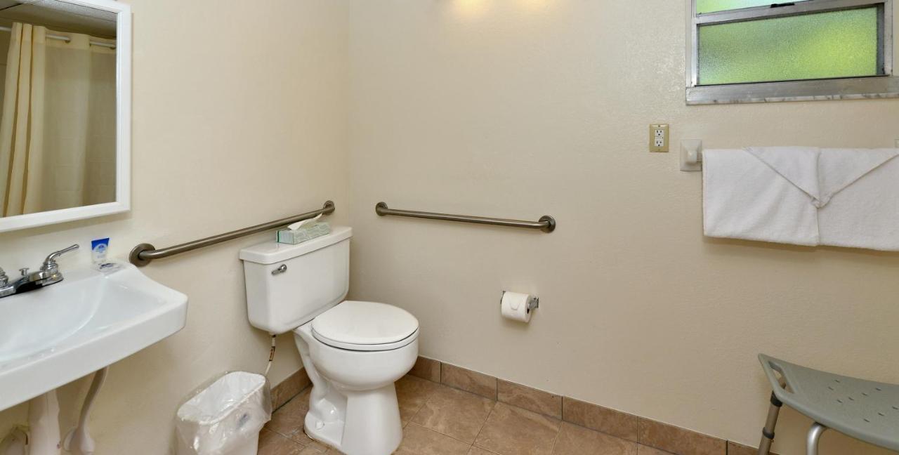 Americas Value Bradenton-sarasota Hotel