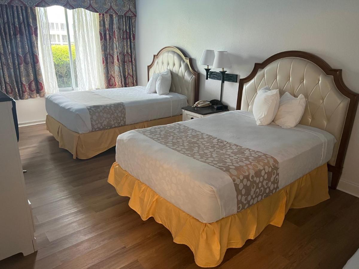 Hotel Seralago & Main Gate East Kissimmee