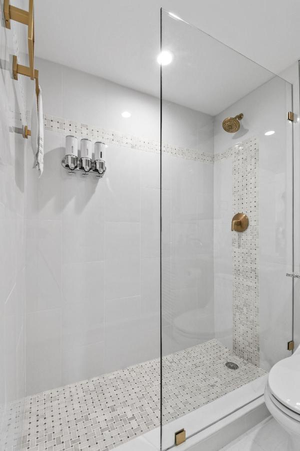 Blue Orchid Apartment-palm Beach-pool Apartment *
