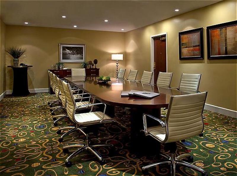 Courtyard By Marriott Sarasota/riverfront Hotel