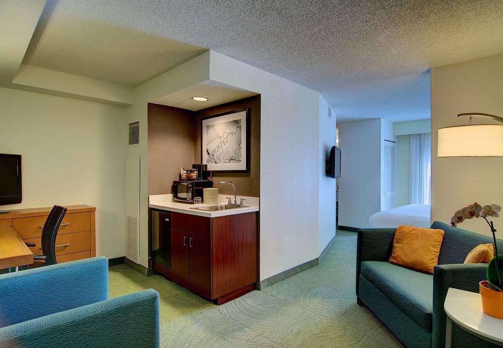 Hotel Springhill 3*