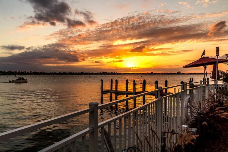 Hotel Courtyard By Marriott St. Petersburg Clearwater/madeira Madeira Beach