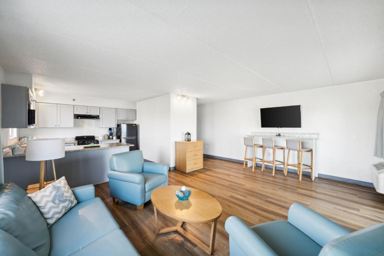Sugar Sands Beachfront Hotel, A By The Sea