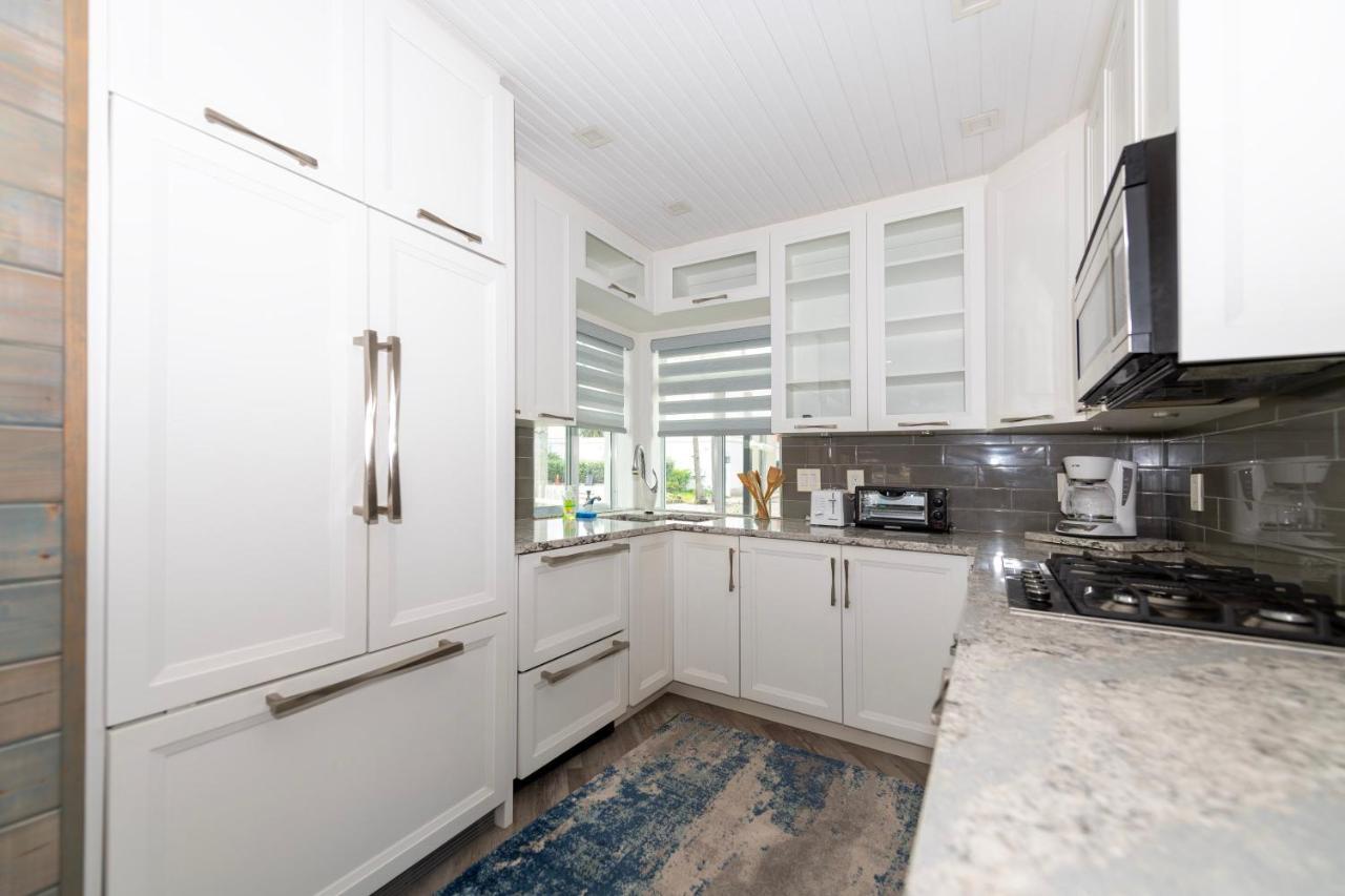 Tropic Isle Boutique Apartment Hollywood