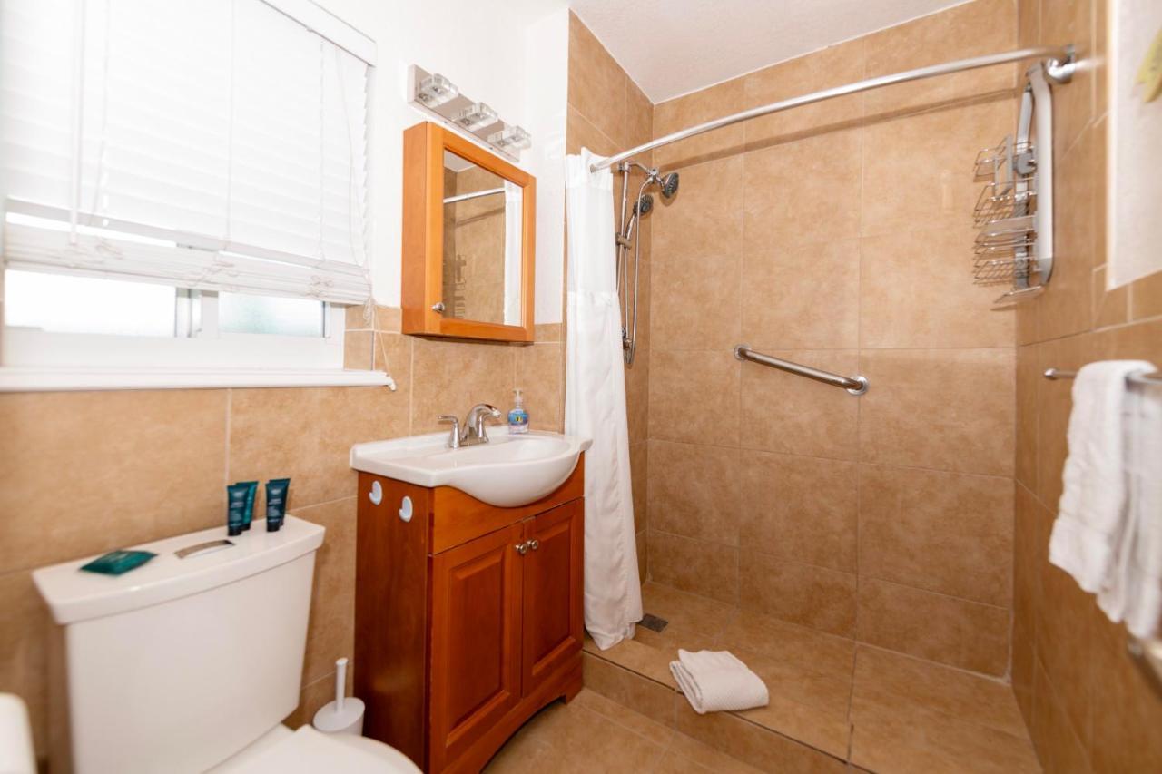 Tropic Isle Boutique Apartment