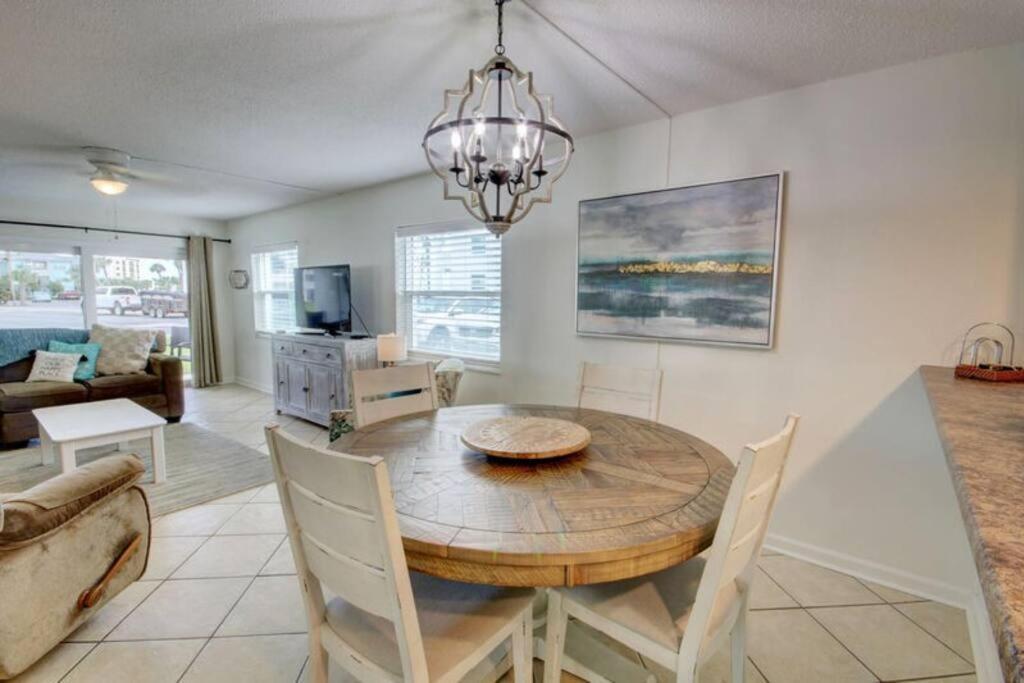 El Matador 219 - Ground Floor Unit