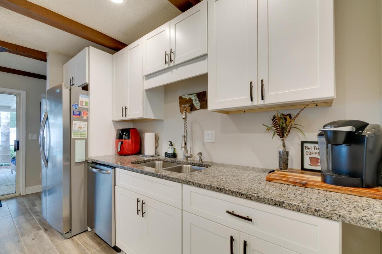 Florida Vacation With Screened Lanai Holiday home