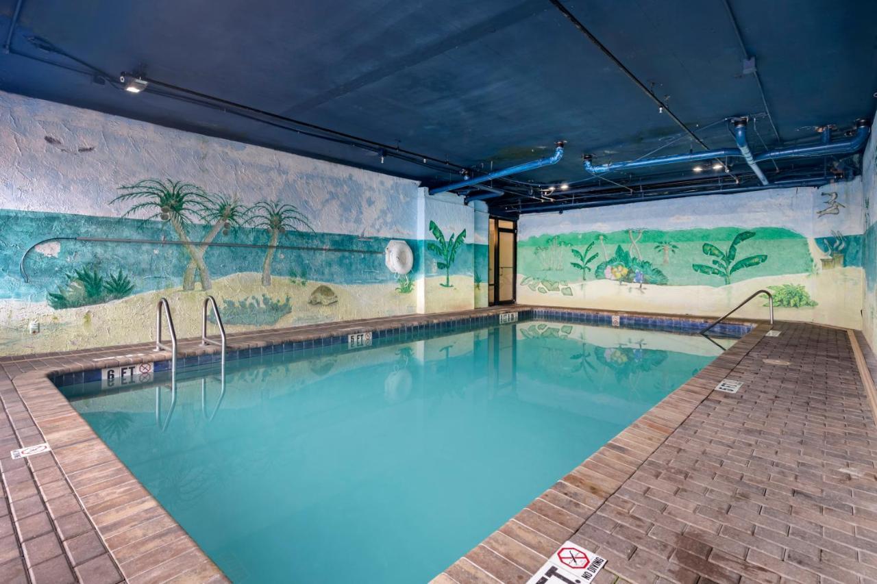 Tropical Winds Hotel