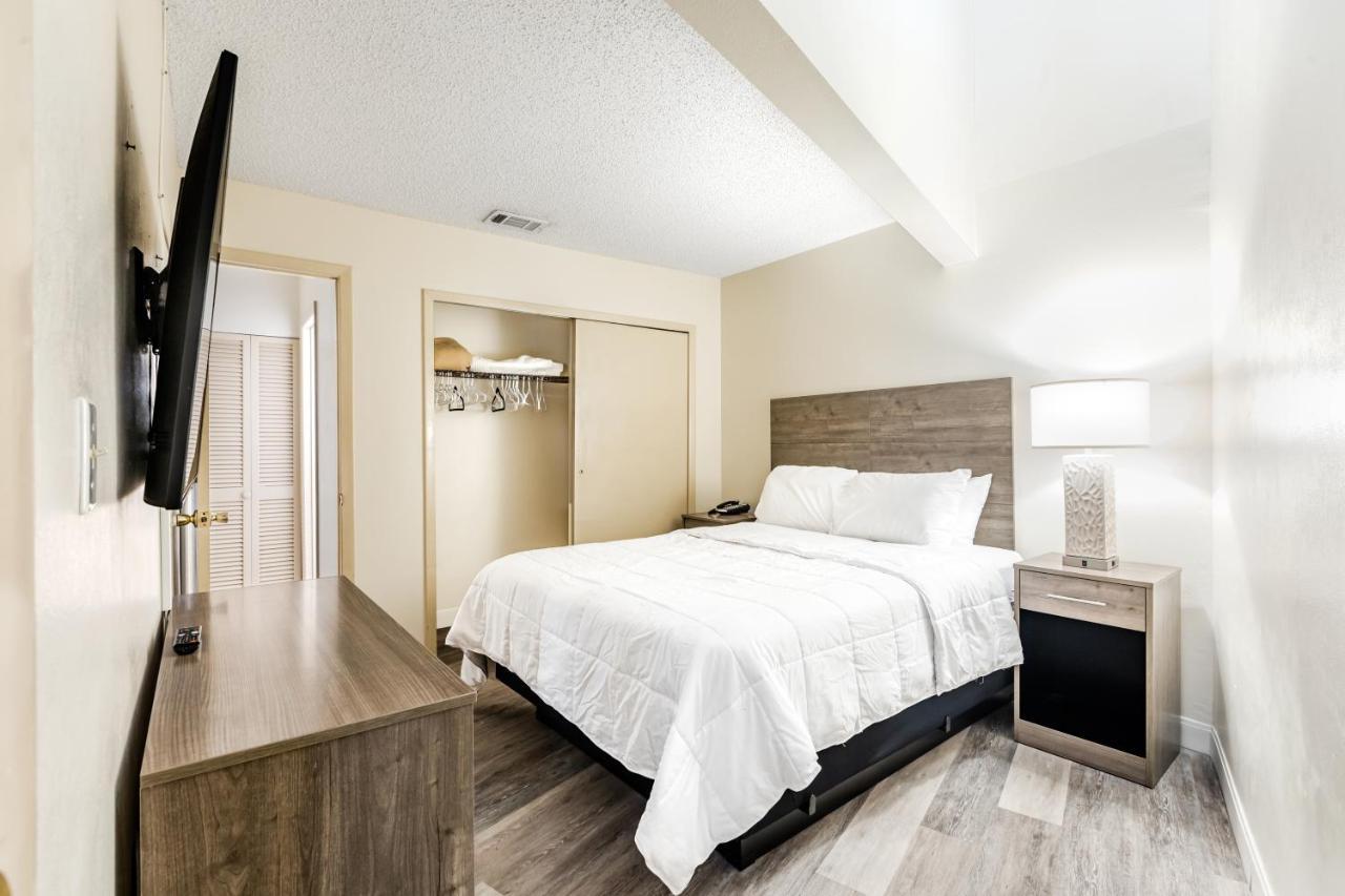 Grand Shores West 3*