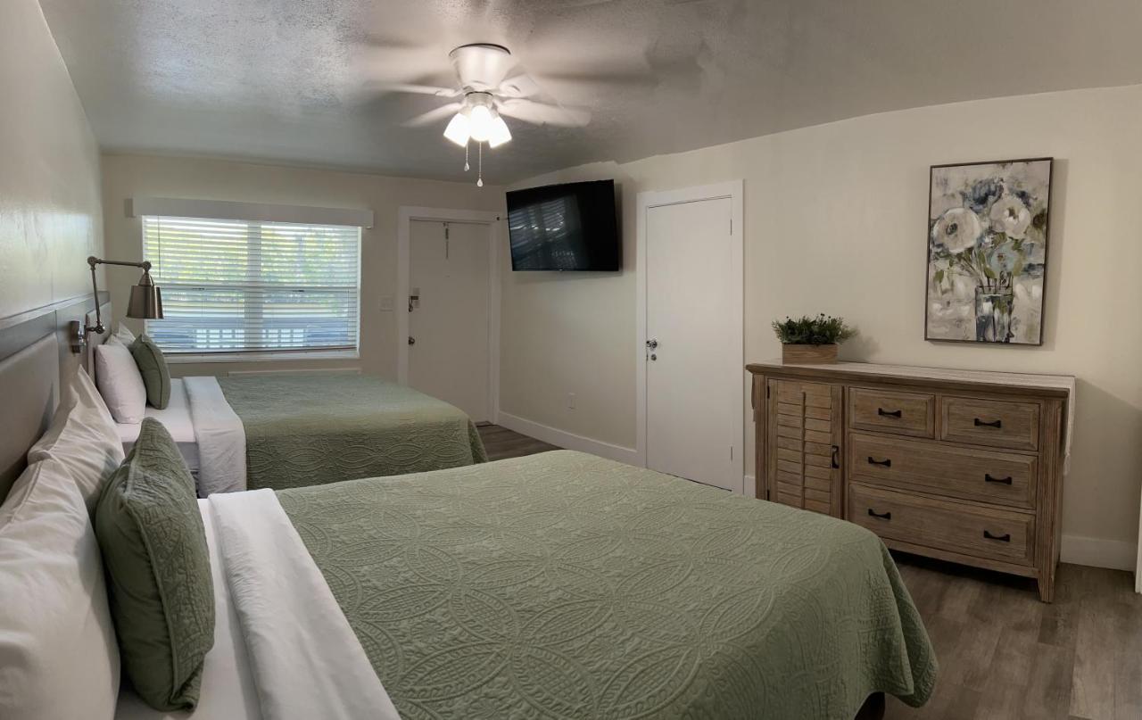 Hontoon Landing & Marina DeLand