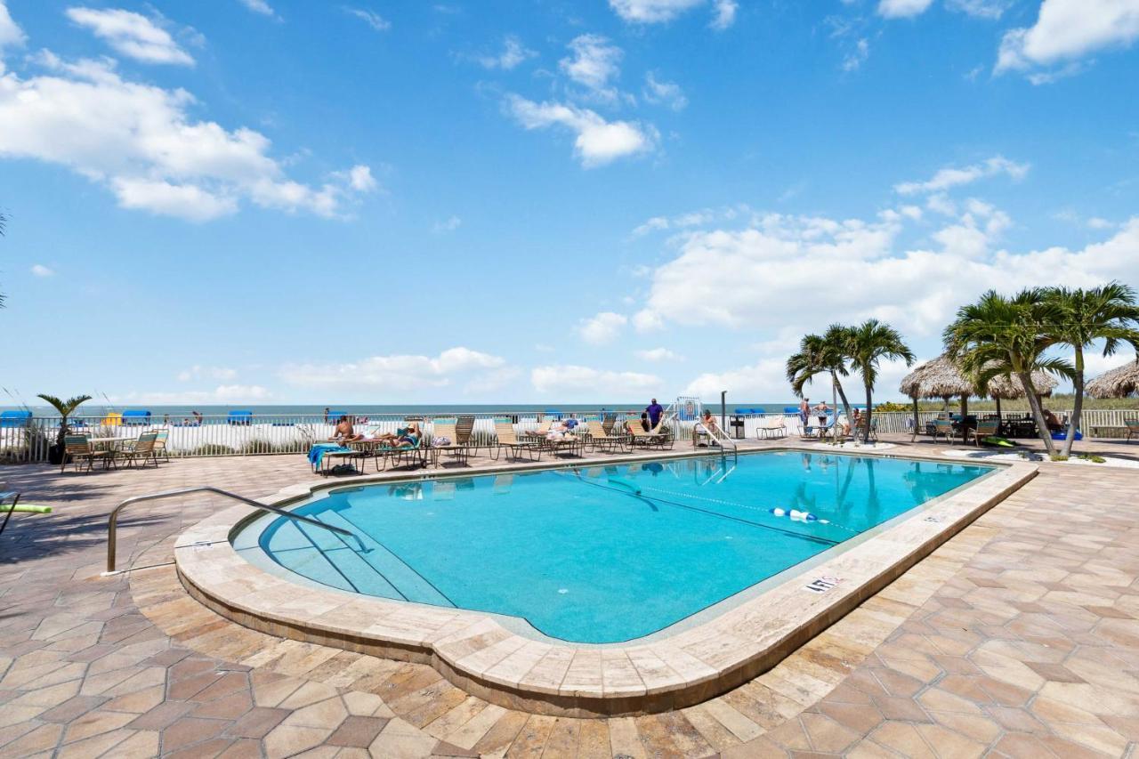 201 Sandy Shores *
