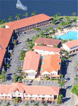 Royal Motel 2*