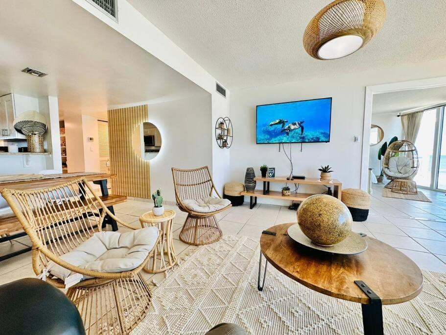 Relax'n'retreat @ Bellaview603 * Daytona Beach