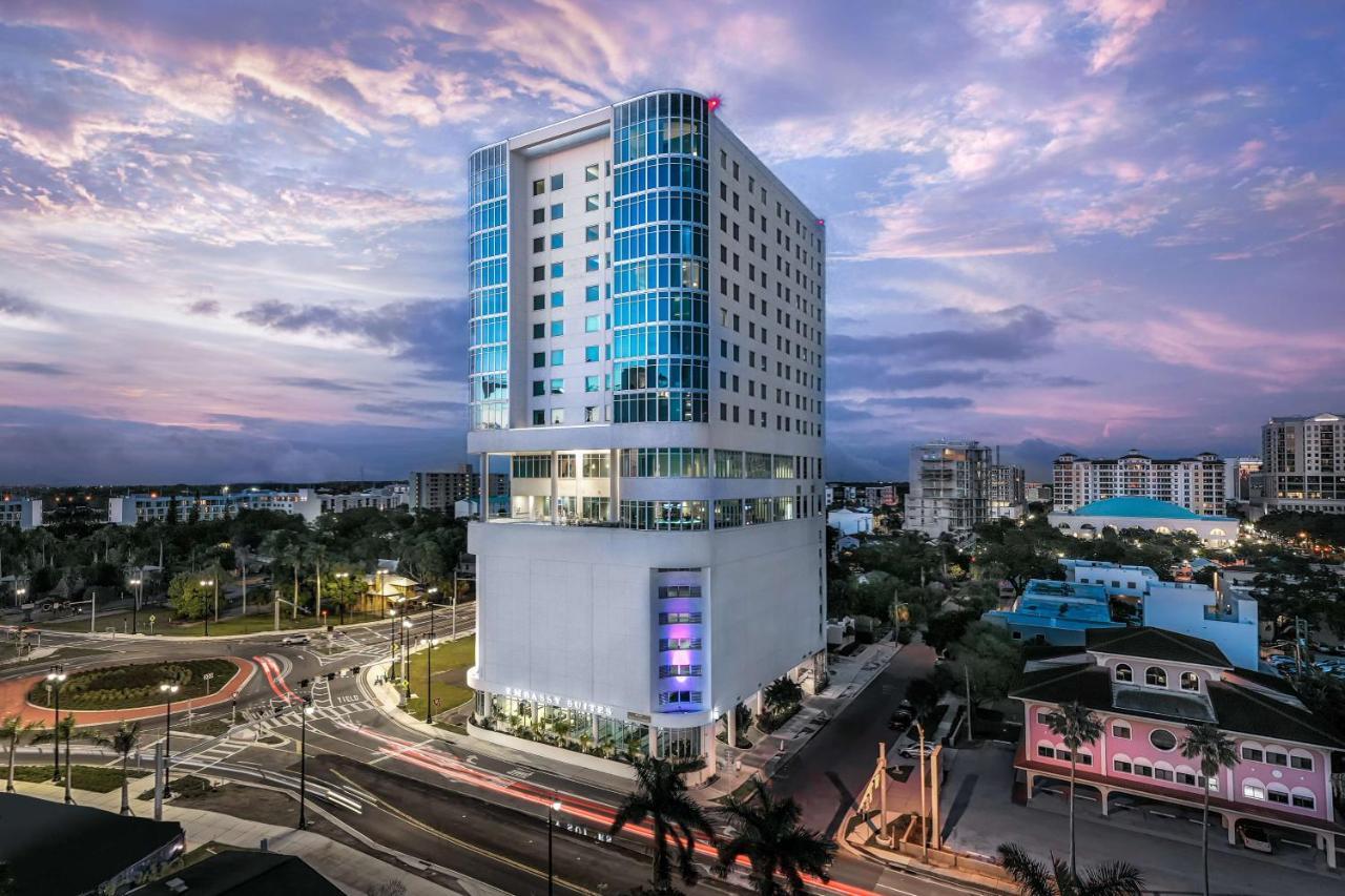 Embassy By Hilton Hotel 4*