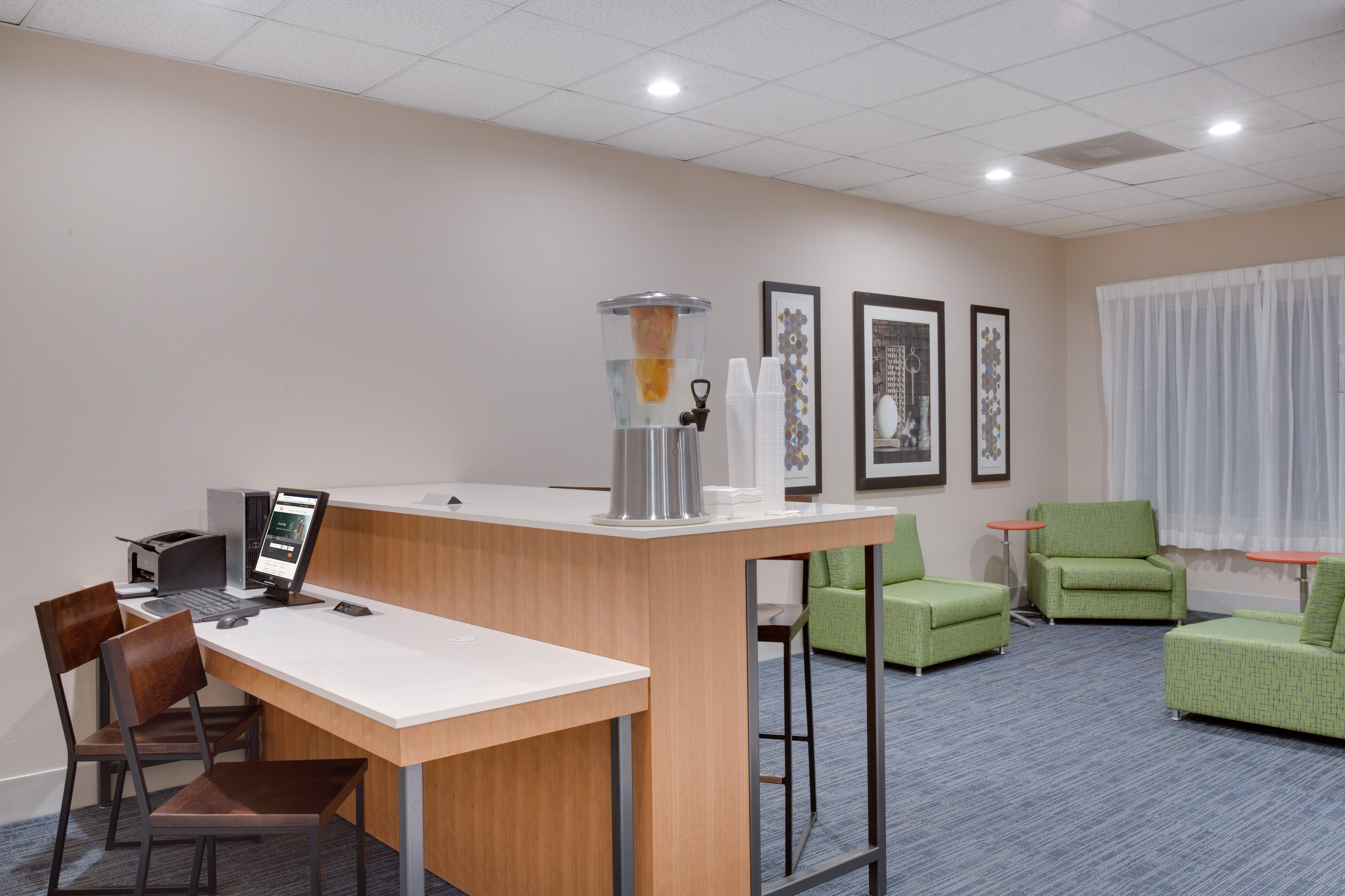 Hotel Express & Tampa-fairgrounds-casino By Ihg Tampa