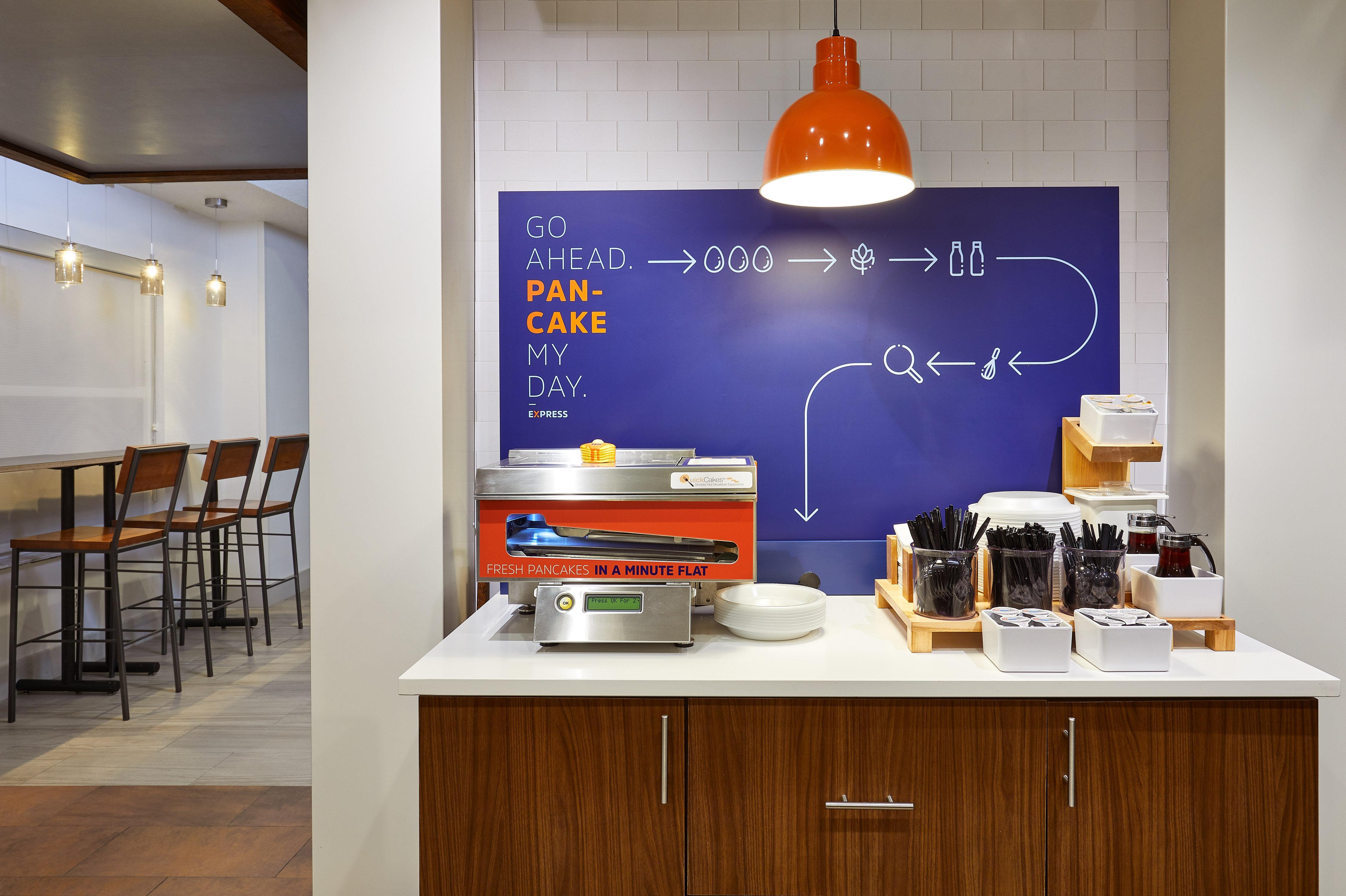 Hotel Express & International Airport By Ihg