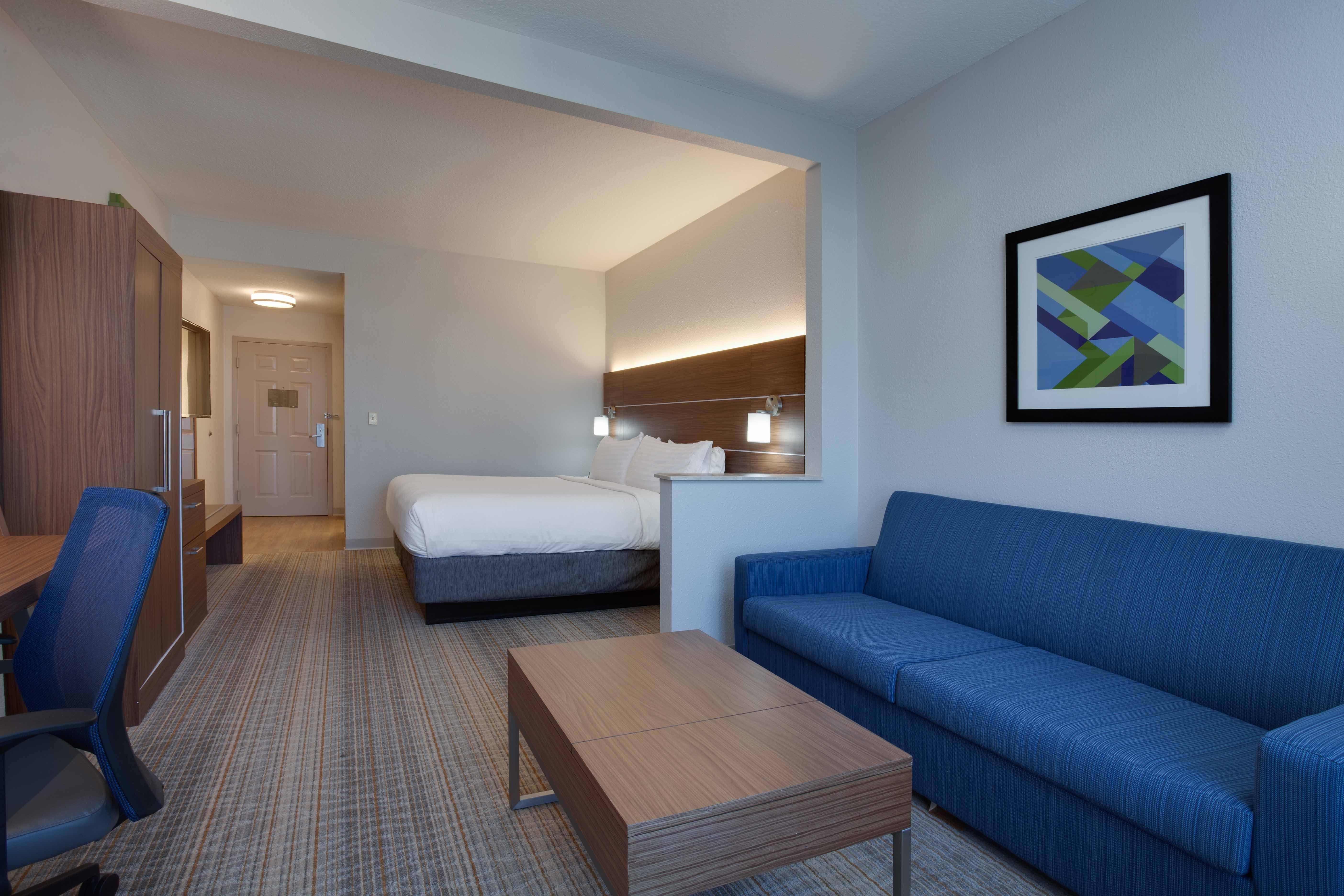 Express & International Airport By Ihg Hotel Orlando