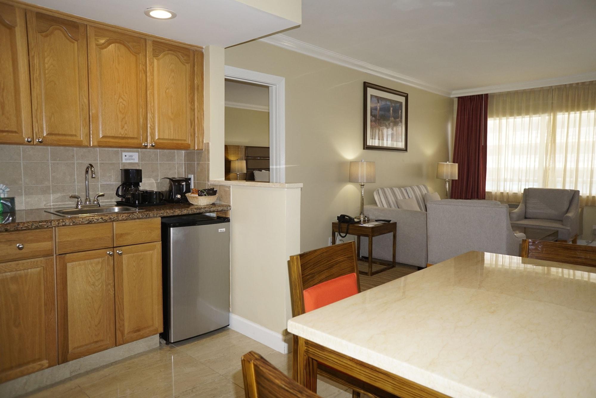 Resort Ocean Sky & Fort Lauderdale