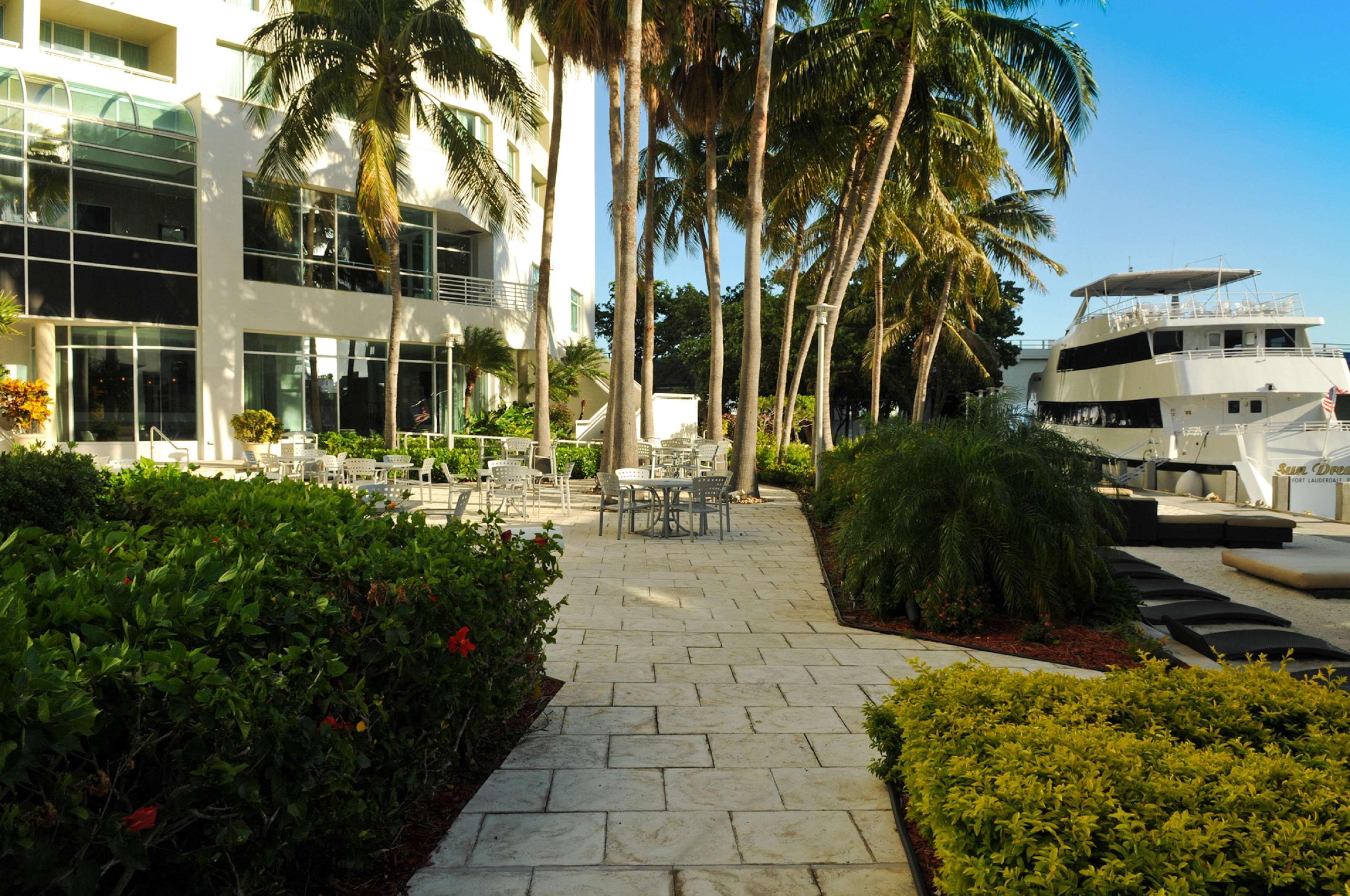 Gallery One - A Doubletree By Hilton Hotel 4*