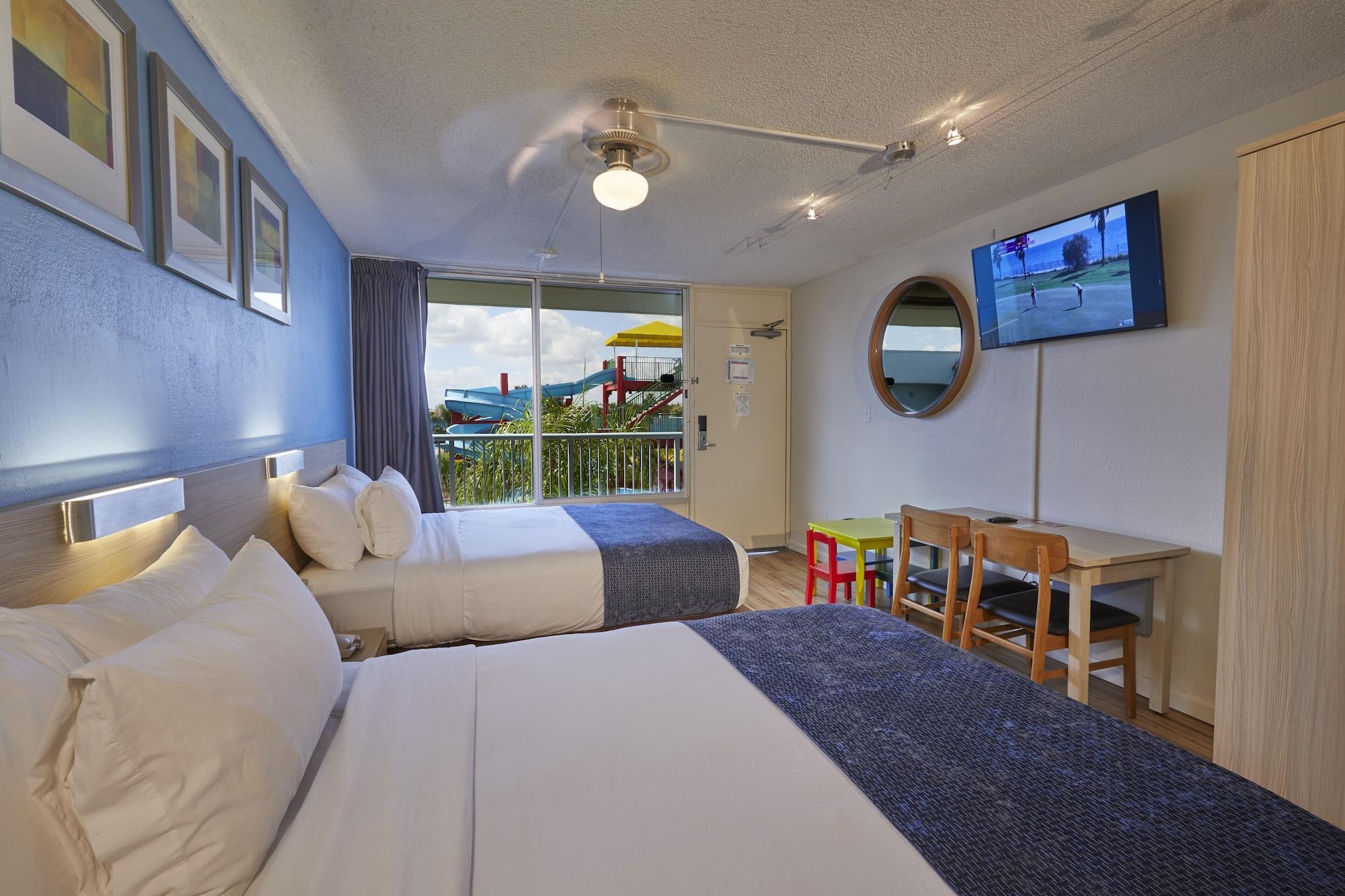 Hotel Ramada By Wyndham Flamingo Water Park