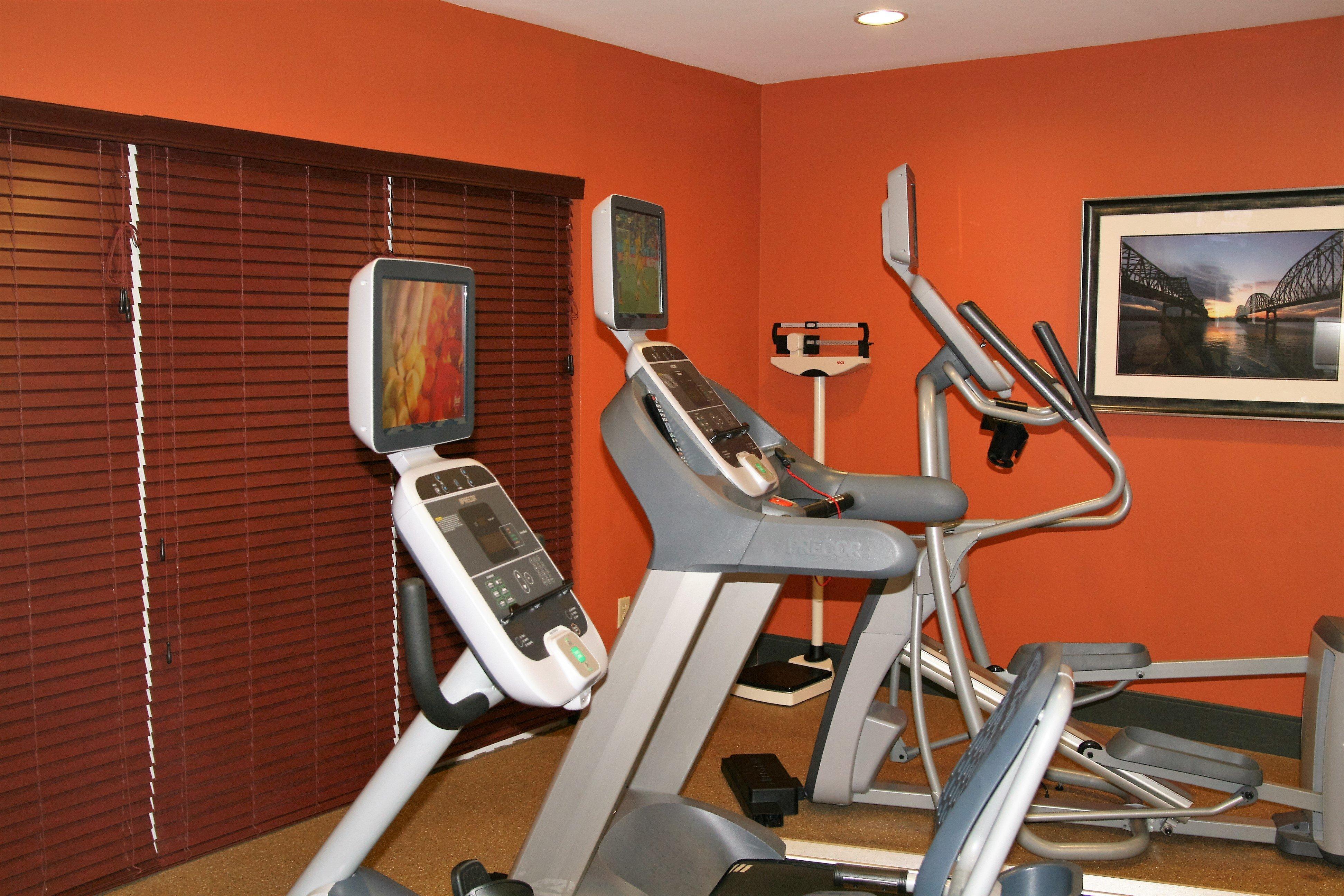 Hotel Express & West, An Ihg Brooksville