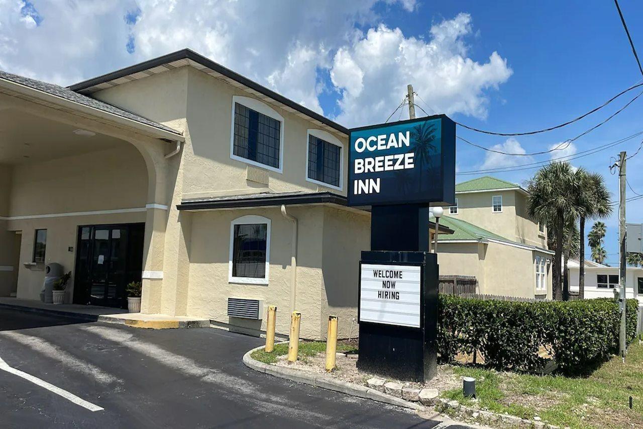 Hotel Ocean Breeze