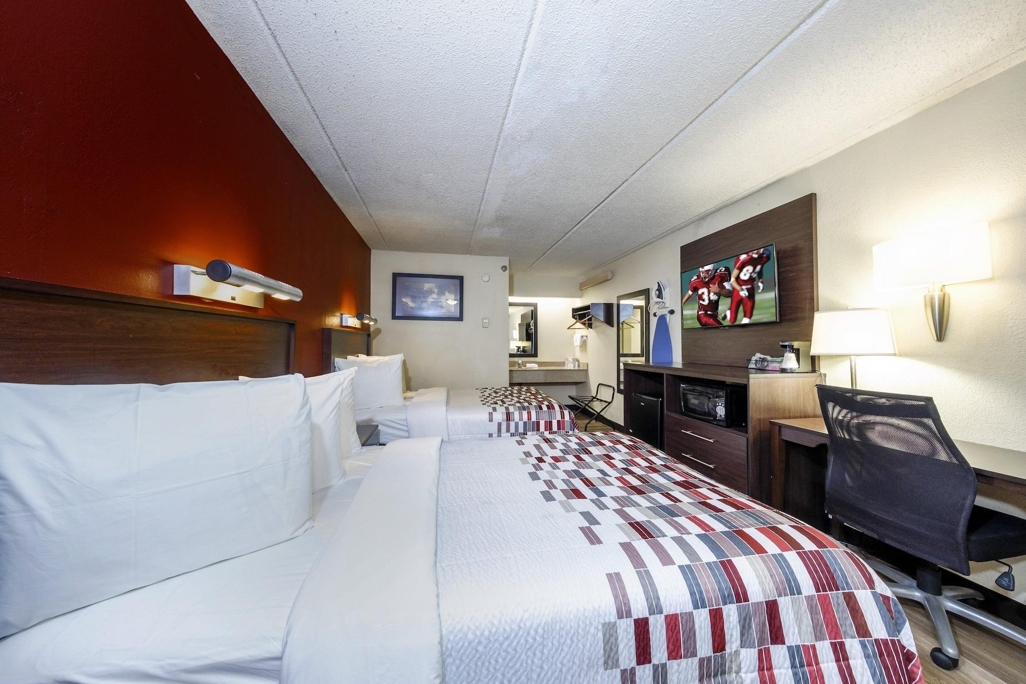 Motel Red Roof - Brandon
