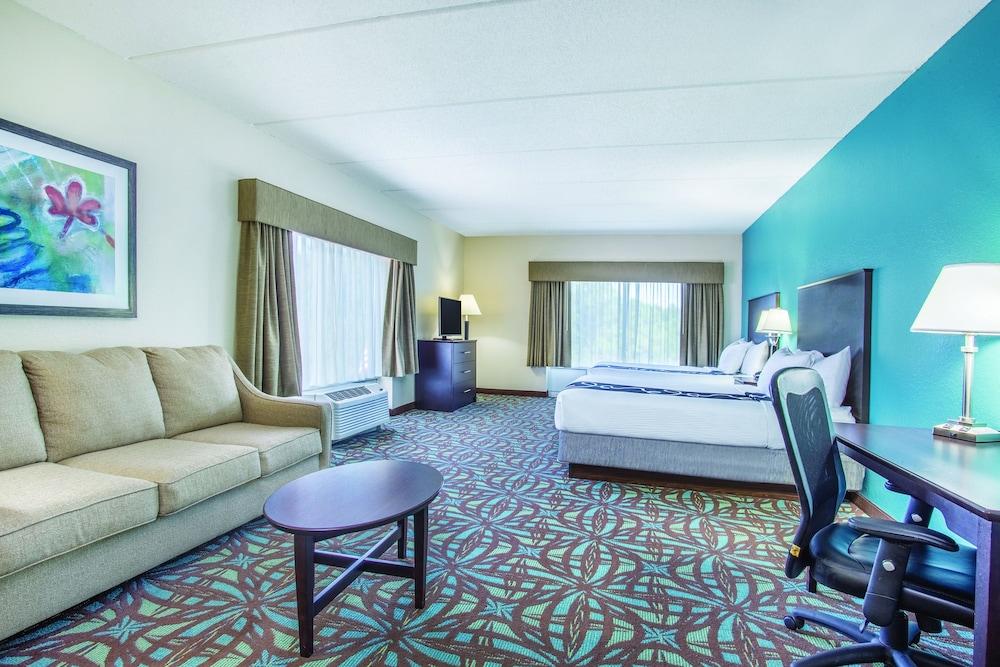 Hotel Comfort & I75 2*