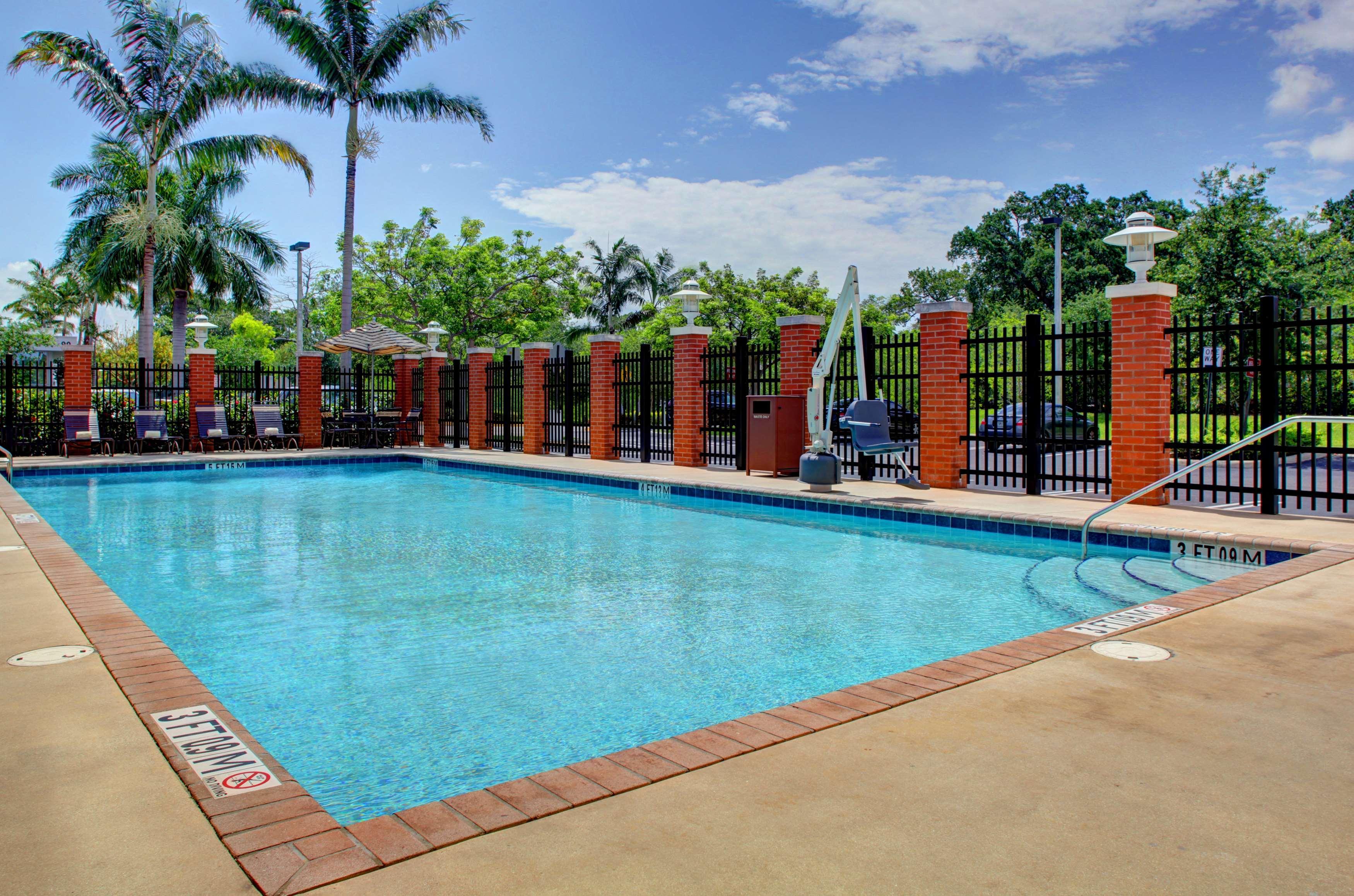 Hyatt Place Lauderdale Airport/cruise Port Hotel