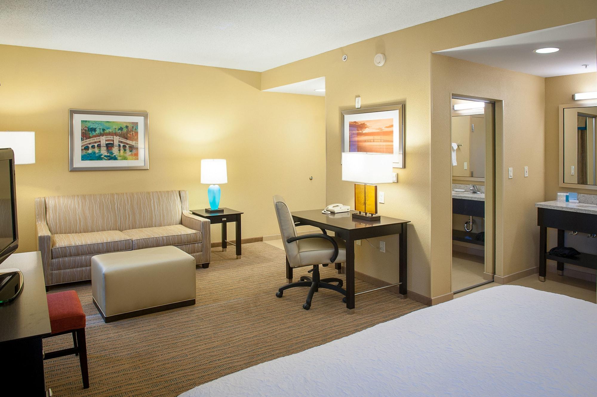 Hampton & St. Petersburg/downtown 3*