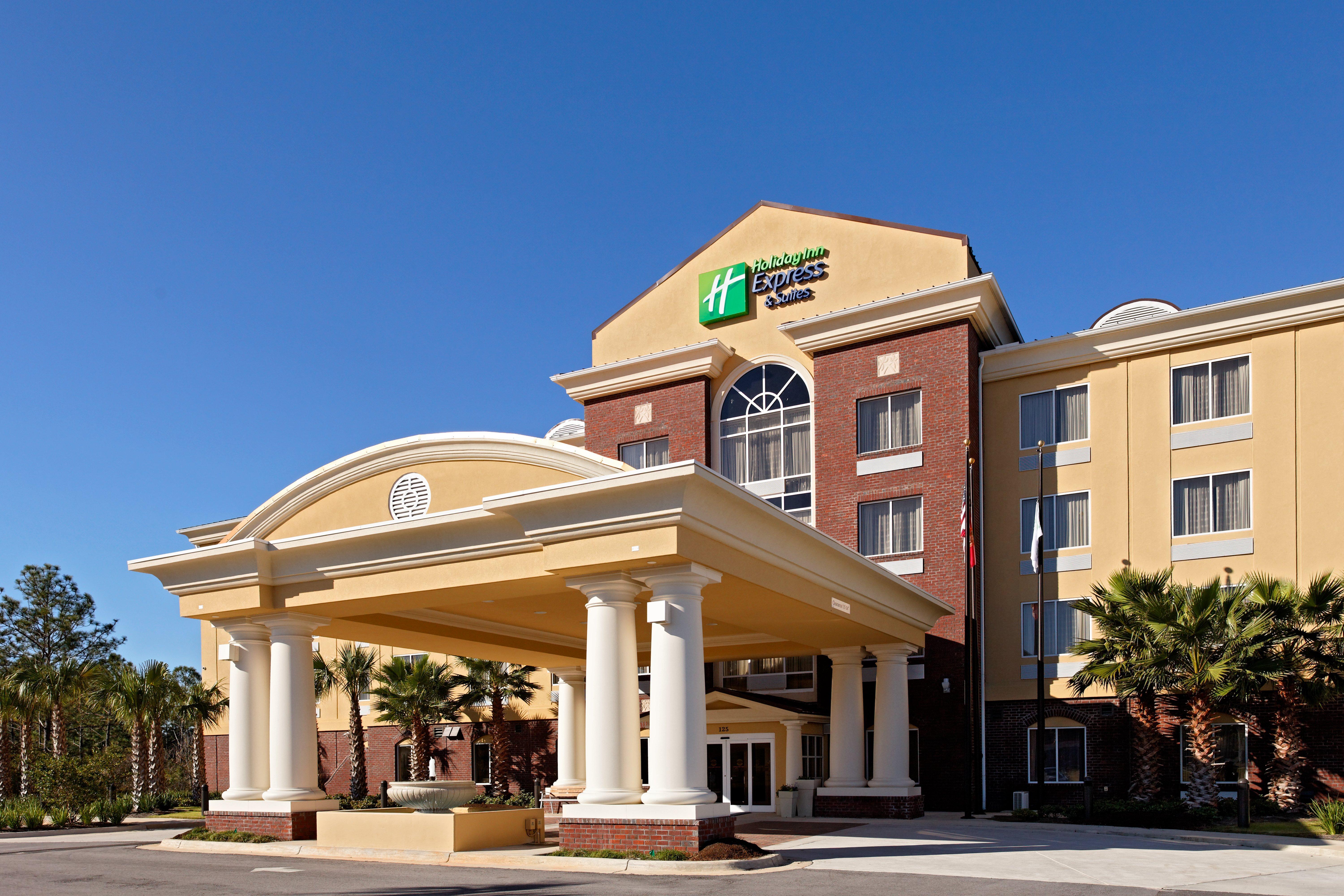 Express & South I-10 By Ihg Hotel 3*