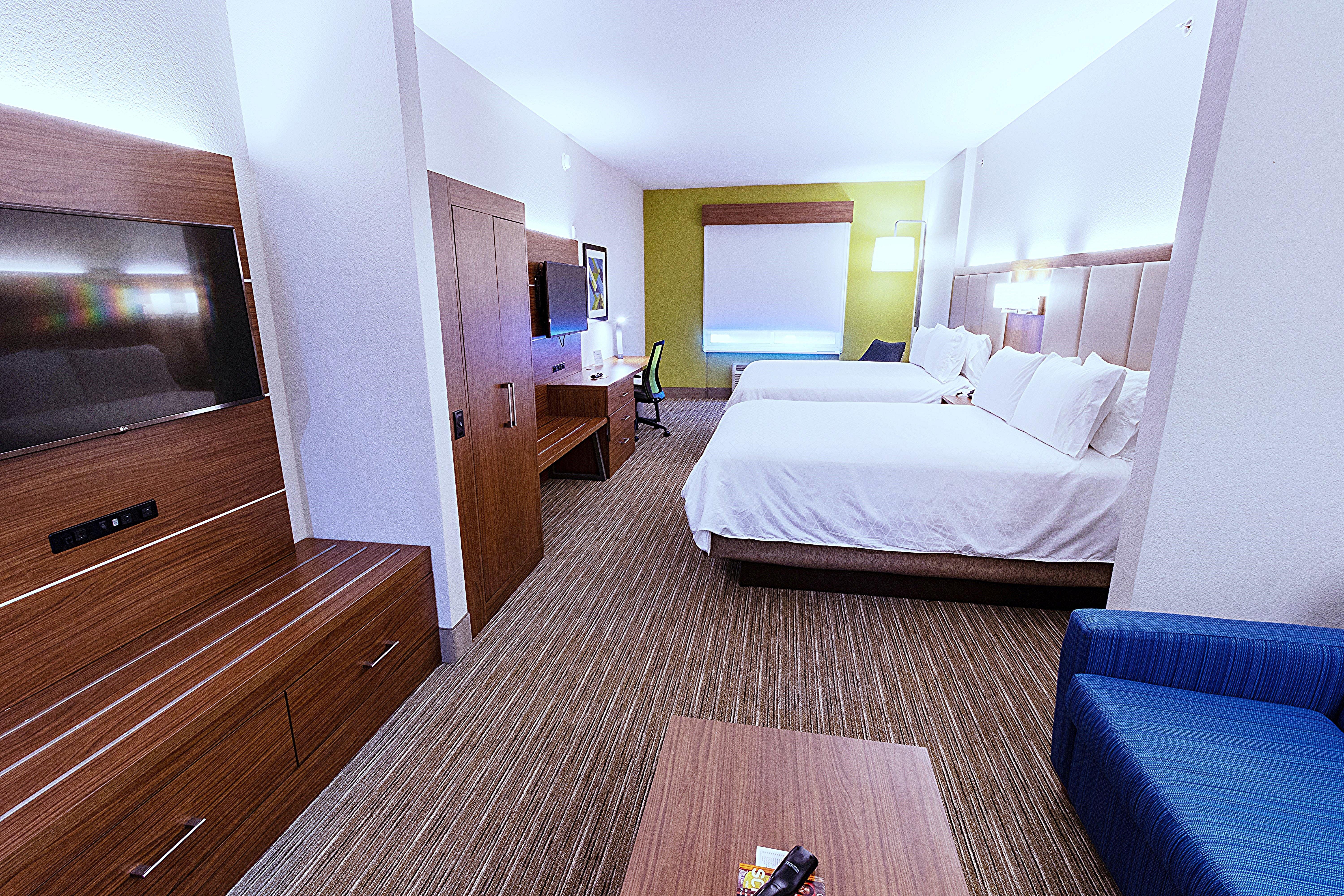 Express & South I-10 By Ihg Hotel 3*