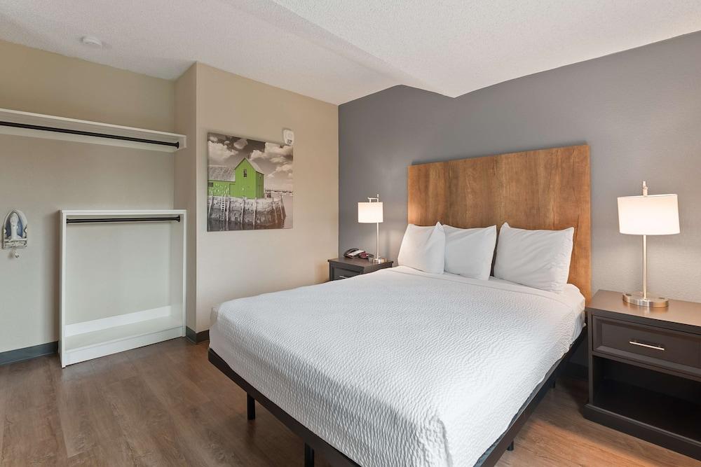 Extended America Premier - Miami - Airport - Hotel 2*
