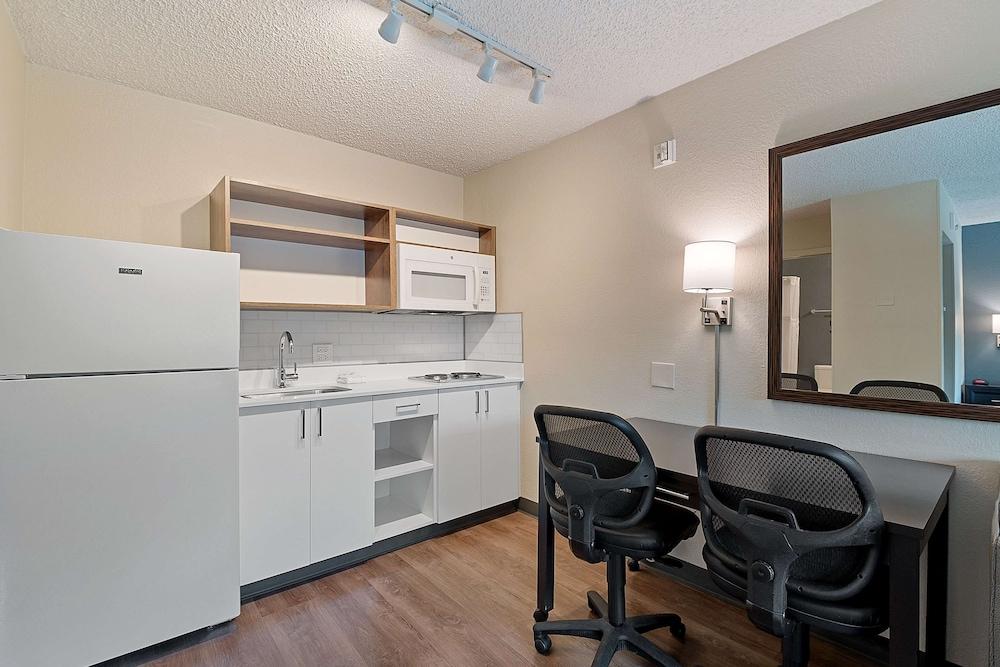 Extended America Premier - Miami - Airport - Hotel 2*