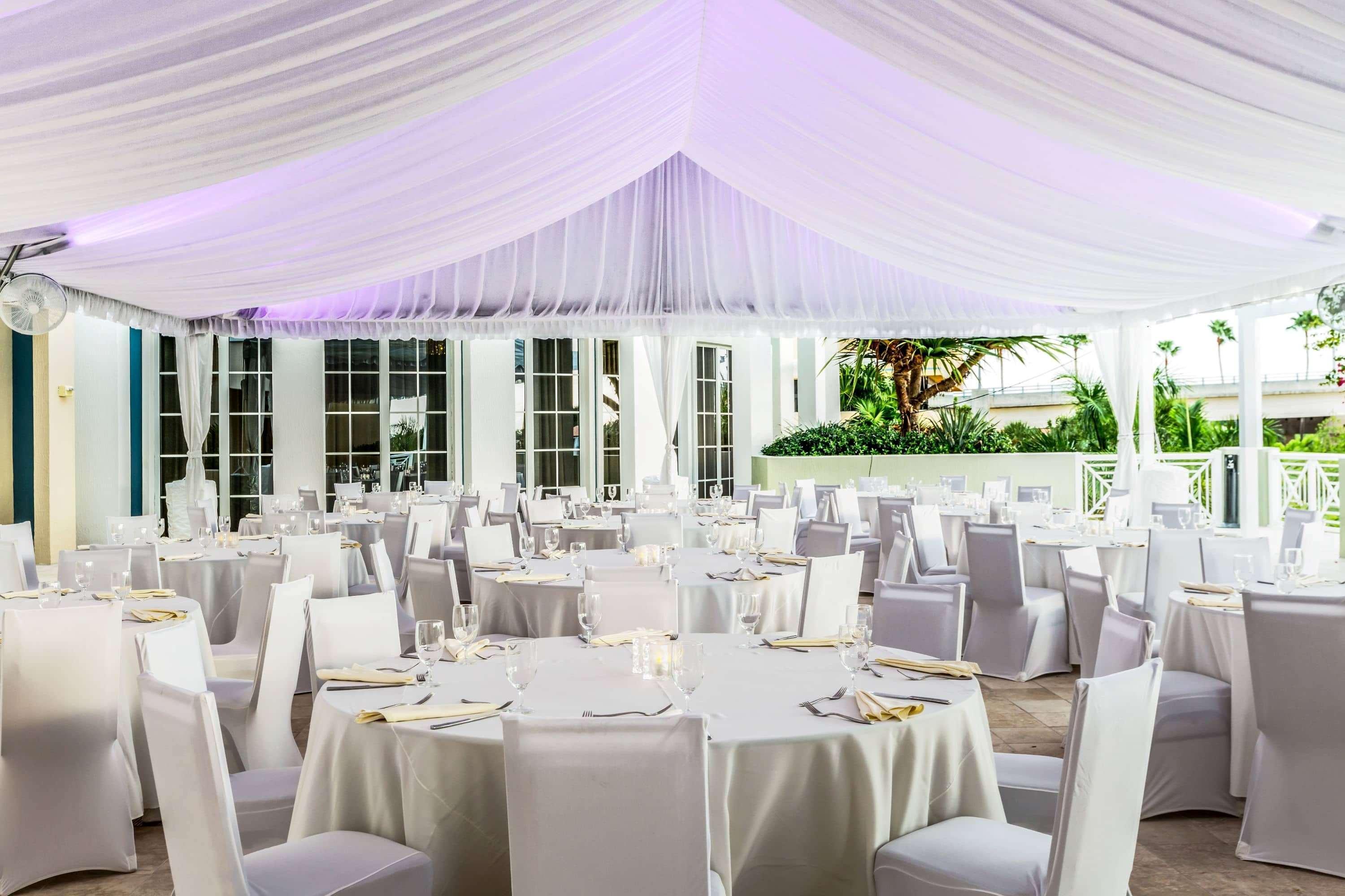 Wyndham Grand At Harbourside Place Hotel 4*