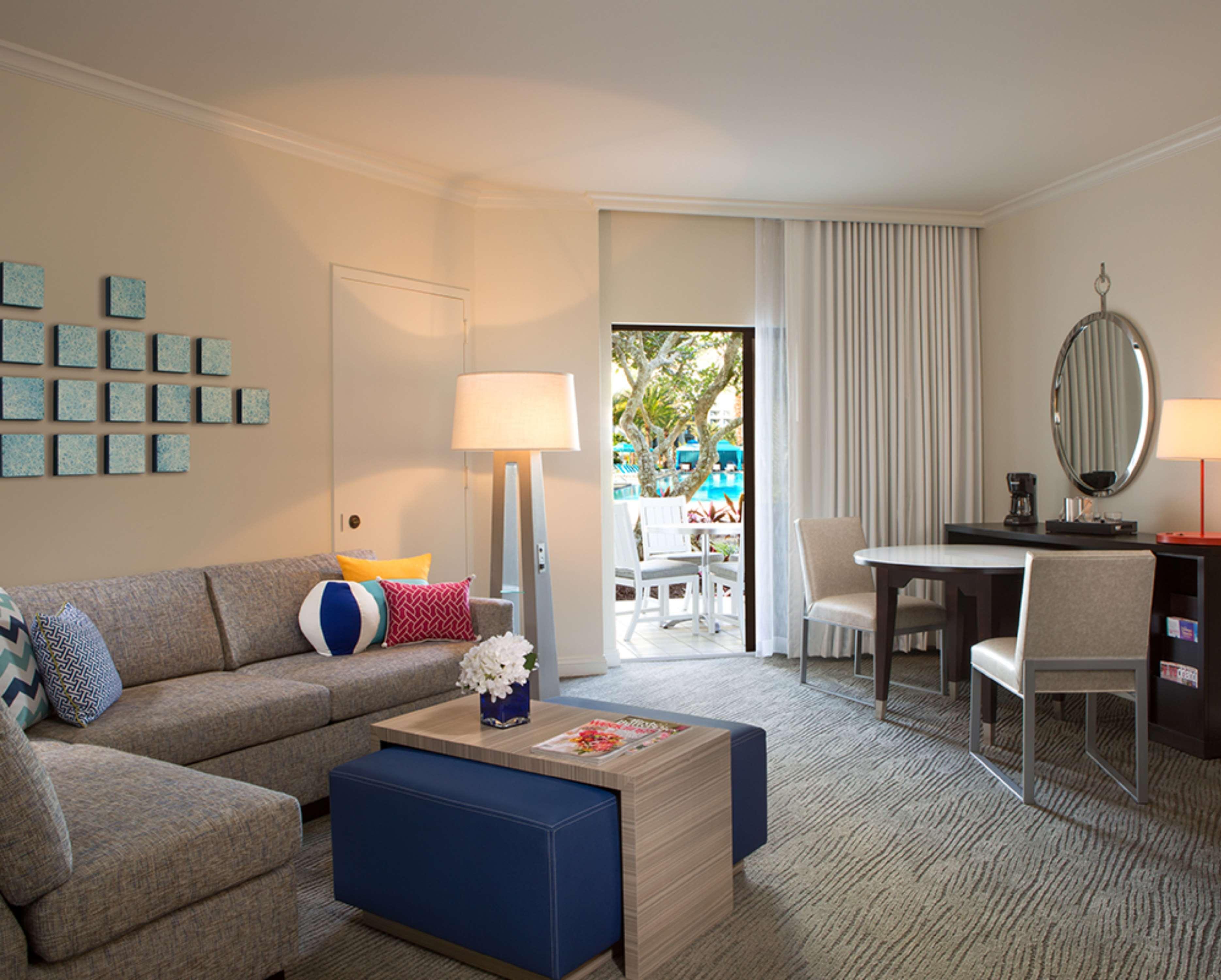 Hilton Orlando Buena Vista Palace - Springs Area Resort Lake Buena Vista