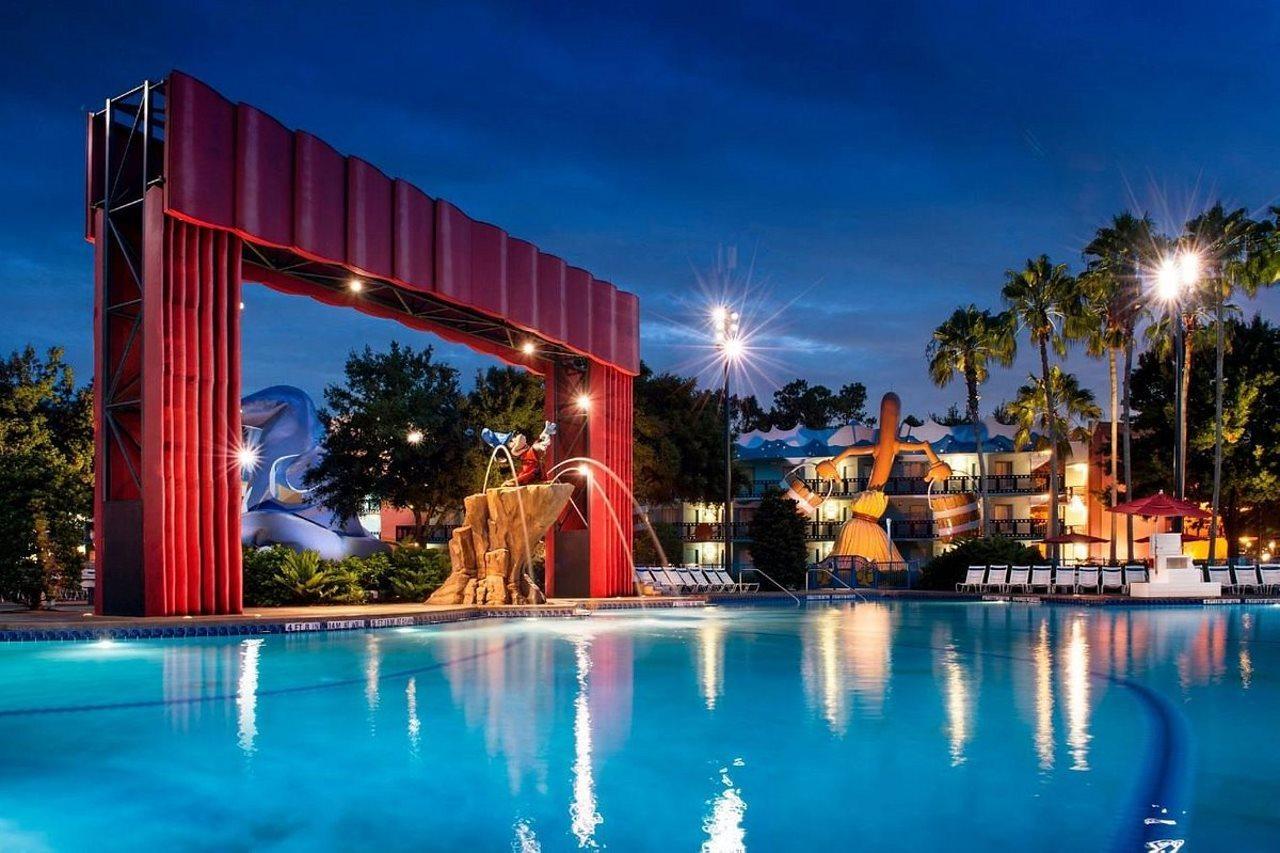 Hotel Disney's All-star Movies Four Corners