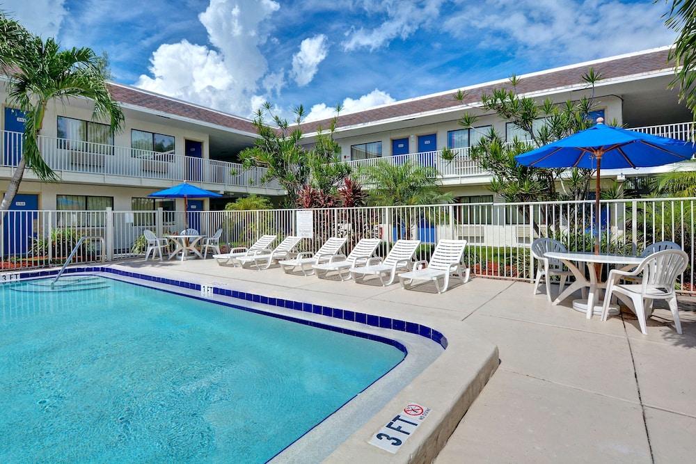 6 Dania Dania Beach
