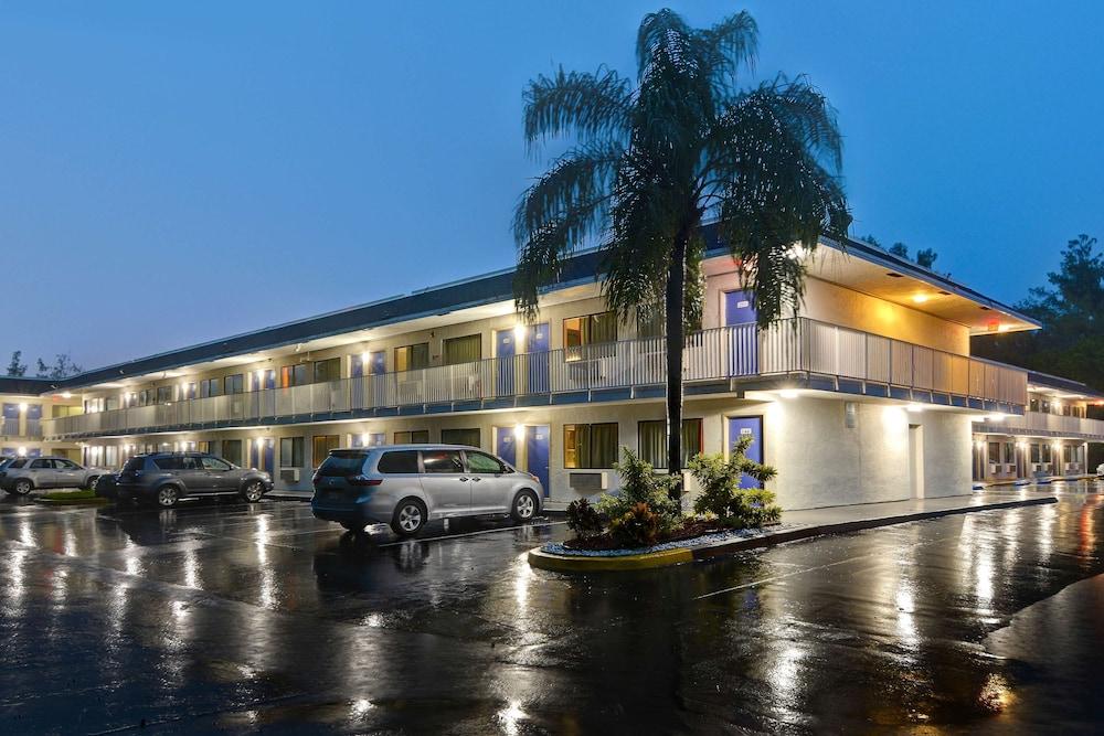6 Dania Dania Beach