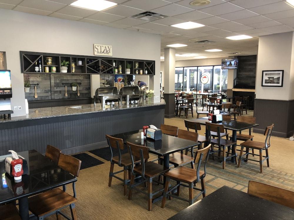 Enclave Suites, A Staysky & Near Universal Hotel Orlando